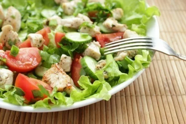 Салат из курицы и овощей, пошаговый рецепт с фото